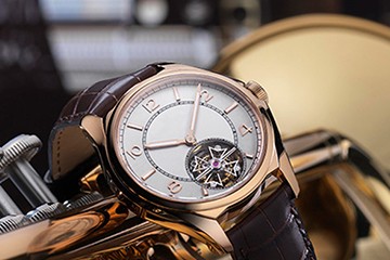 南宁劳力士官方售后洗油